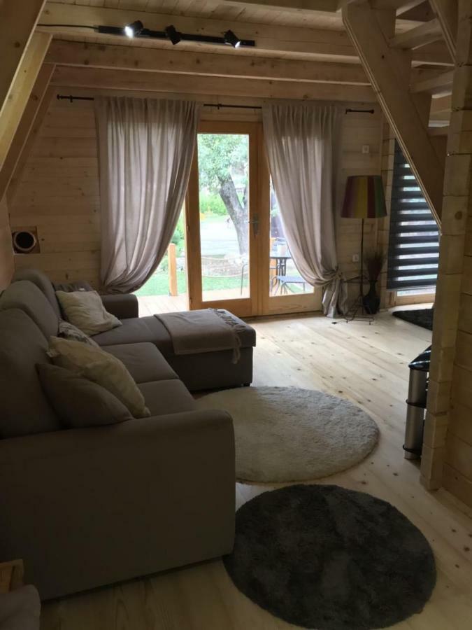 Willa Apple House Cetynia Zewnętrze zdjęcie