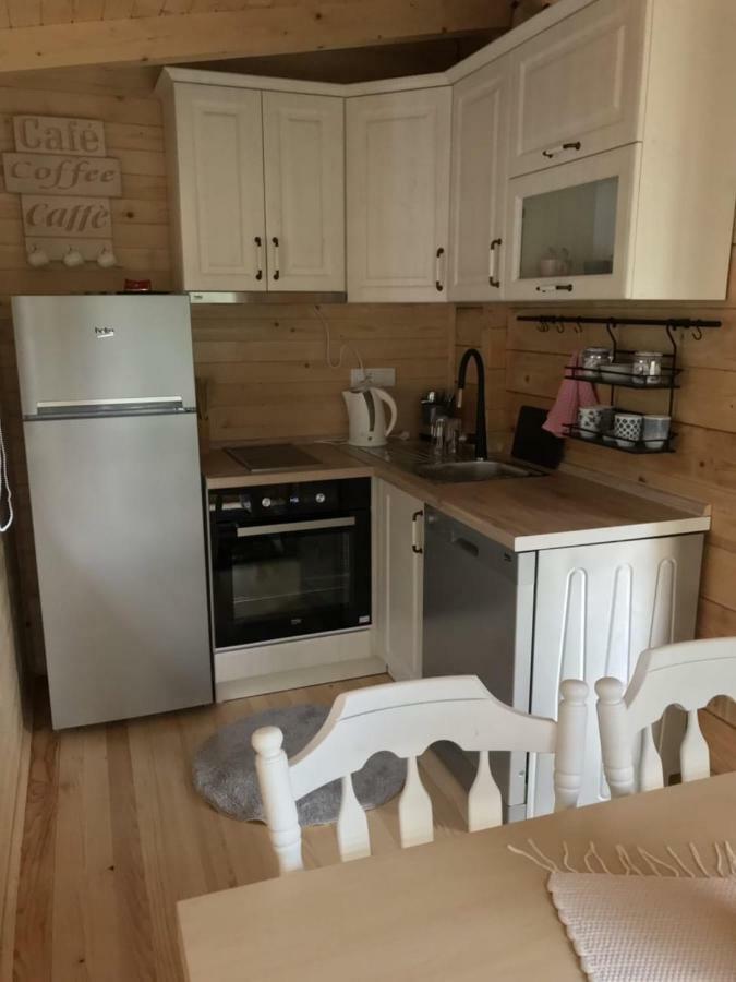 Willa Apple House Cetynia Zewnętrze zdjęcie