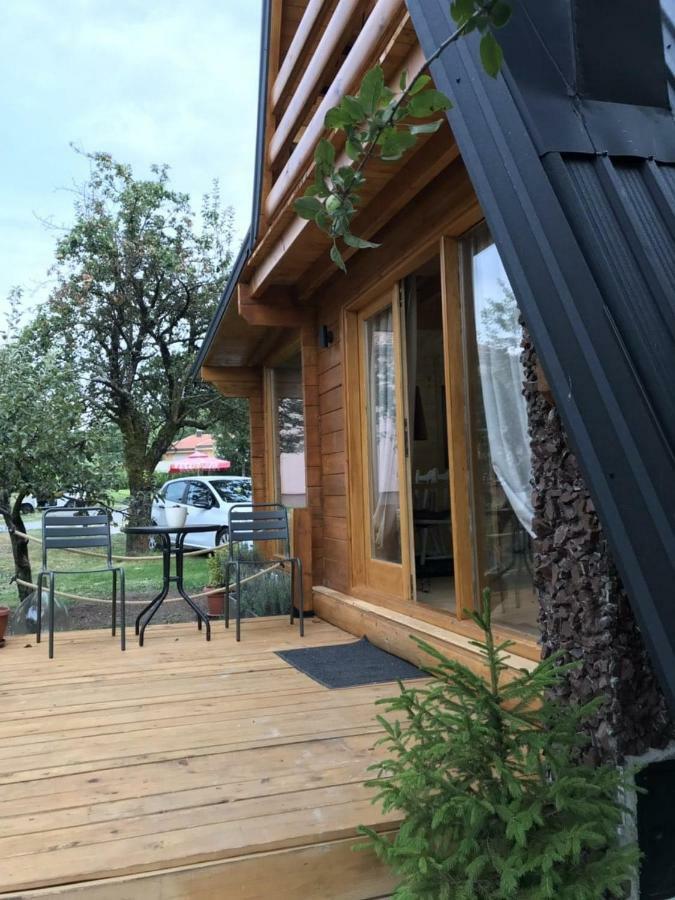 Willa Apple House Cetynia Zewnętrze zdjęcie