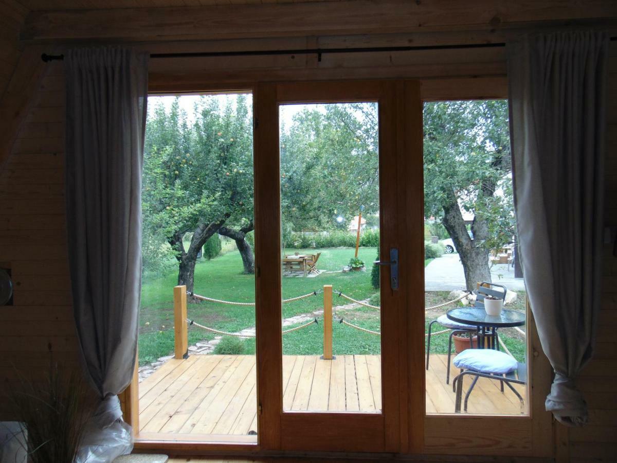 Willa Apple House Cetynia Zewnętrze zdjęcie
